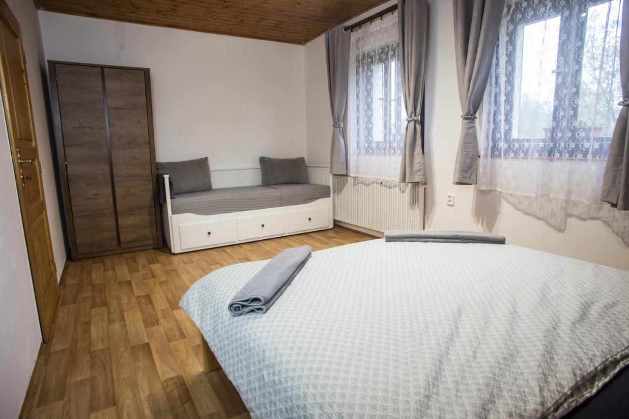 Apartmány Ve Mlejně Cachrov Exterior foto