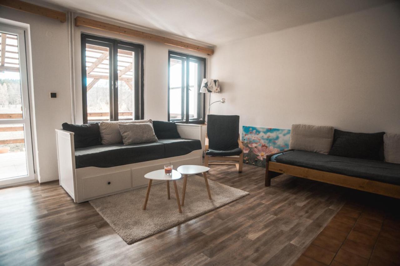 Apartmány Ve Mlejně Cachrov Exterior foto