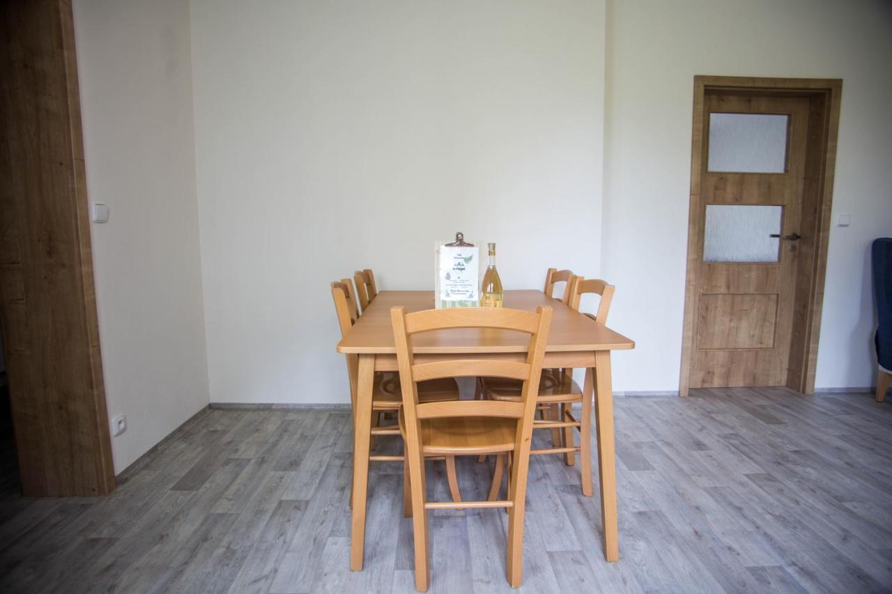 Apartmány Ve Mlejně Cachrov Exterior foto
