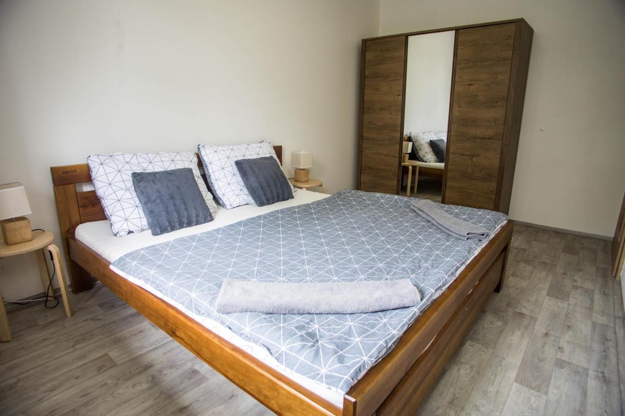 Apartmány Ve Mlejně Cachrov Exterior foto